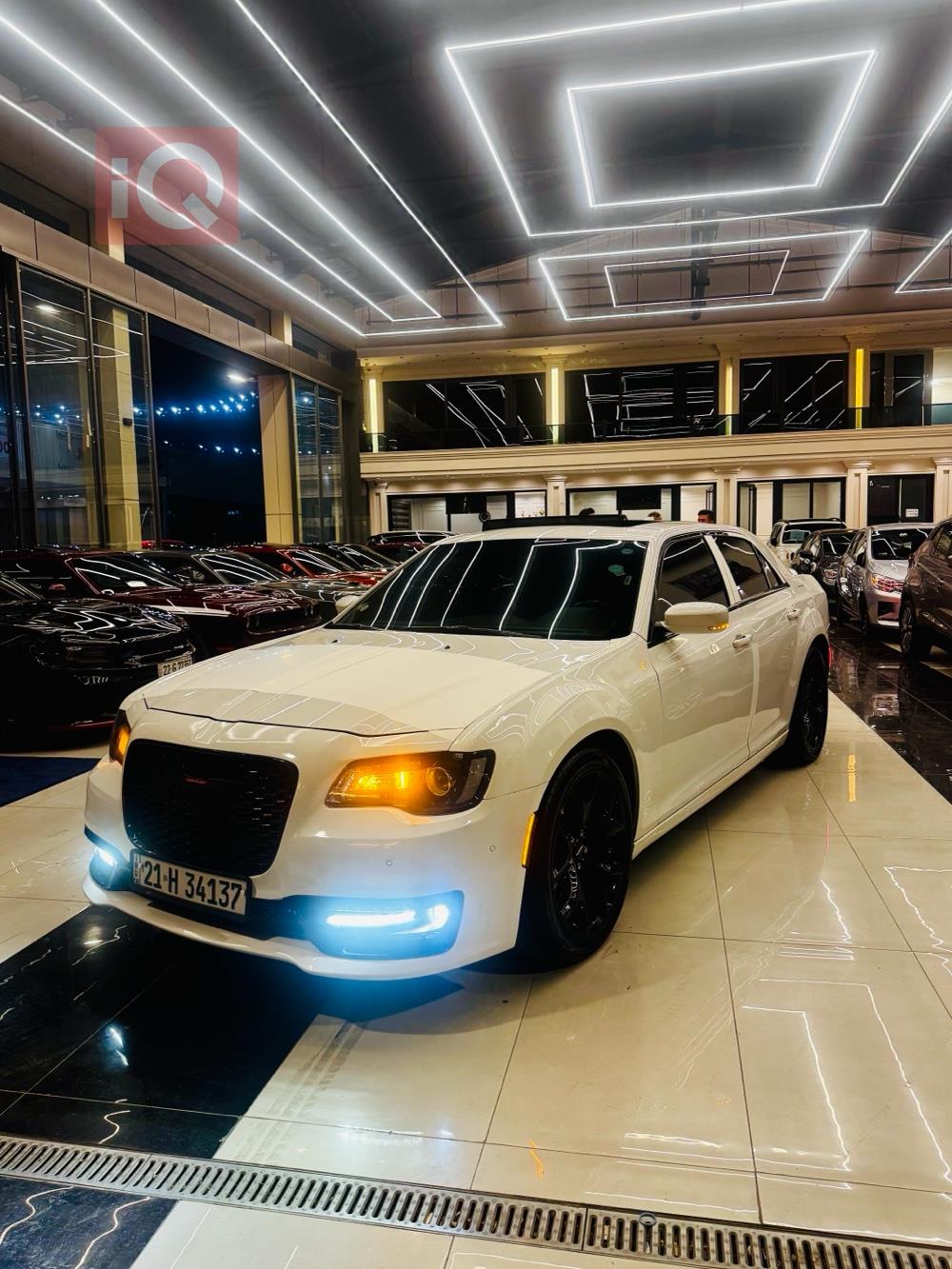 كرايسلر 300